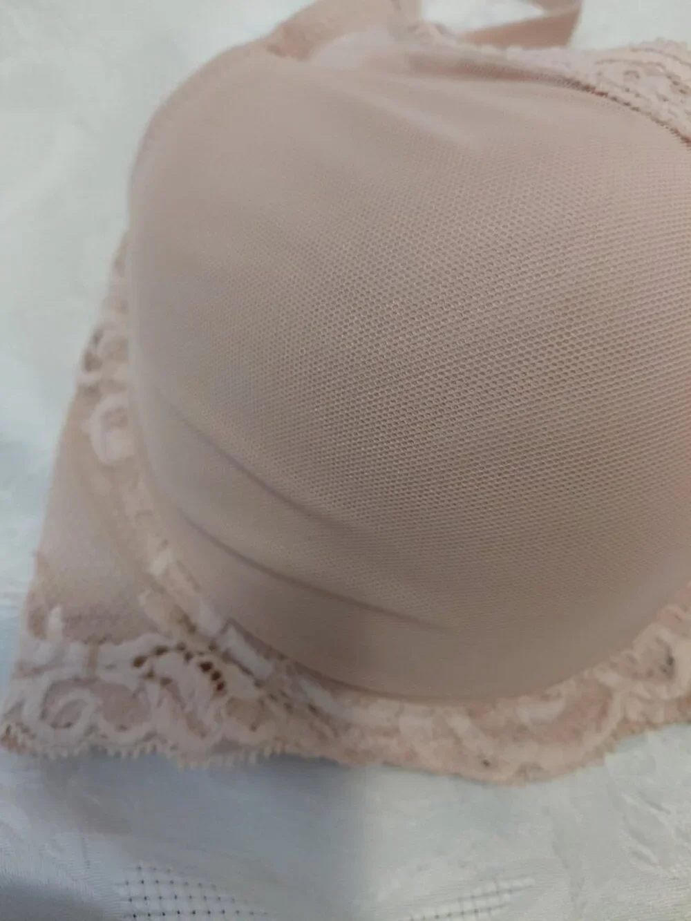 Natori Feather Contour Plunge Bra Lace Trim Nude 36 D NWT